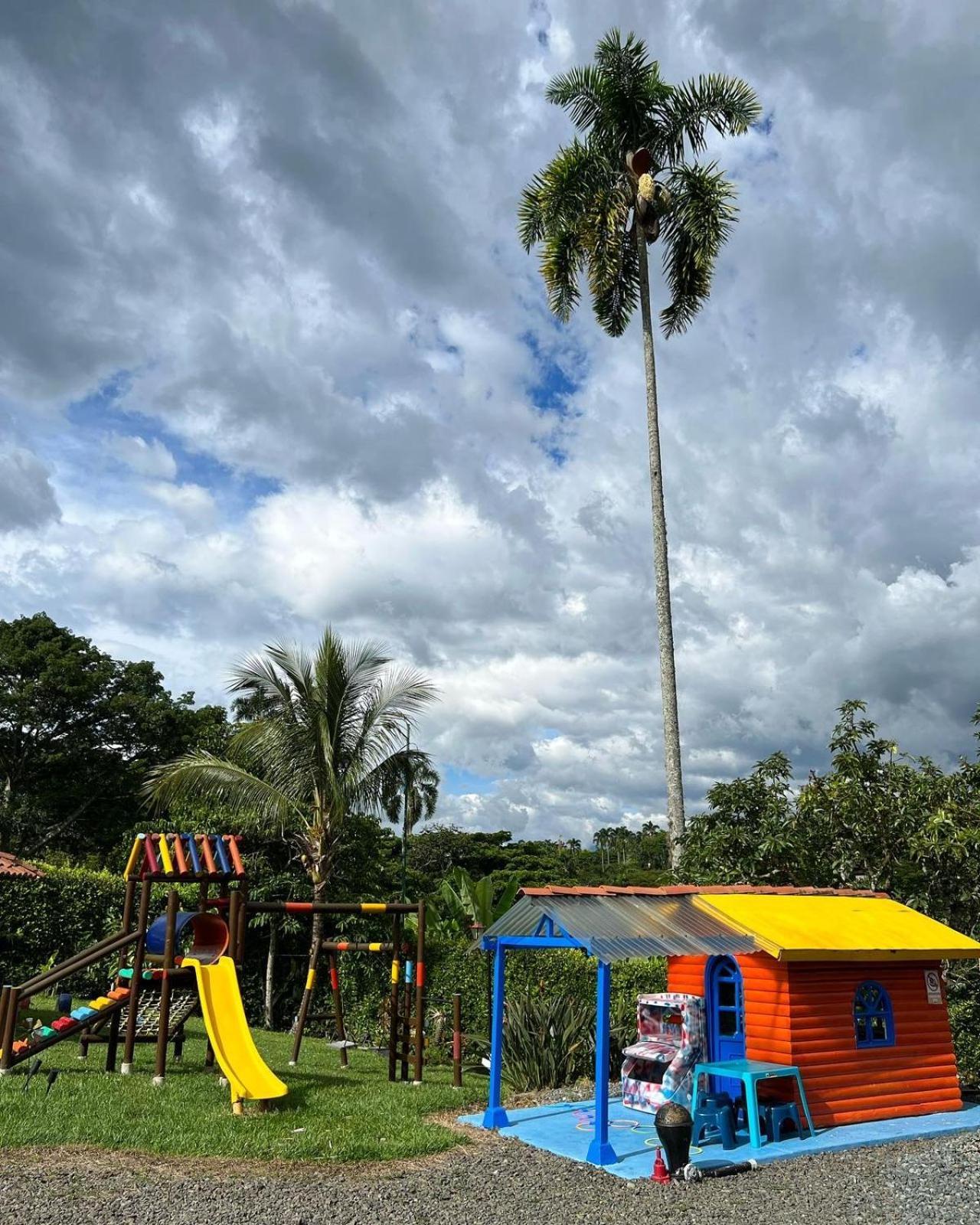 Hotel Casa Lemar Quimbaya Esterno foto