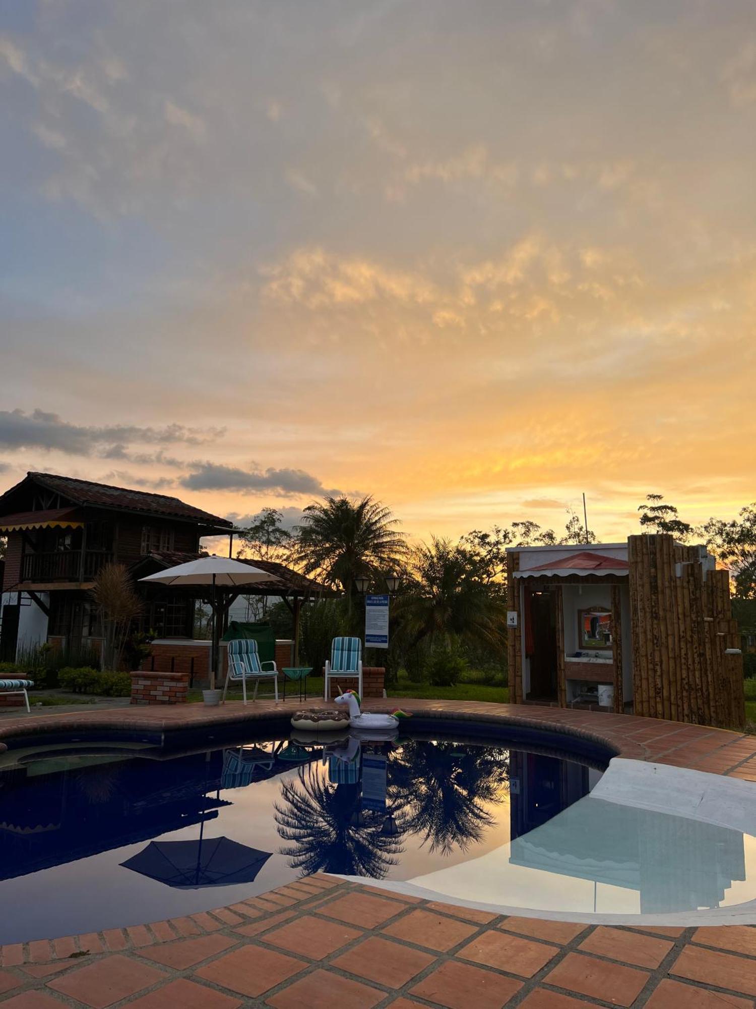 Hotel Casa Lemar Quimbaya Esterno foto
